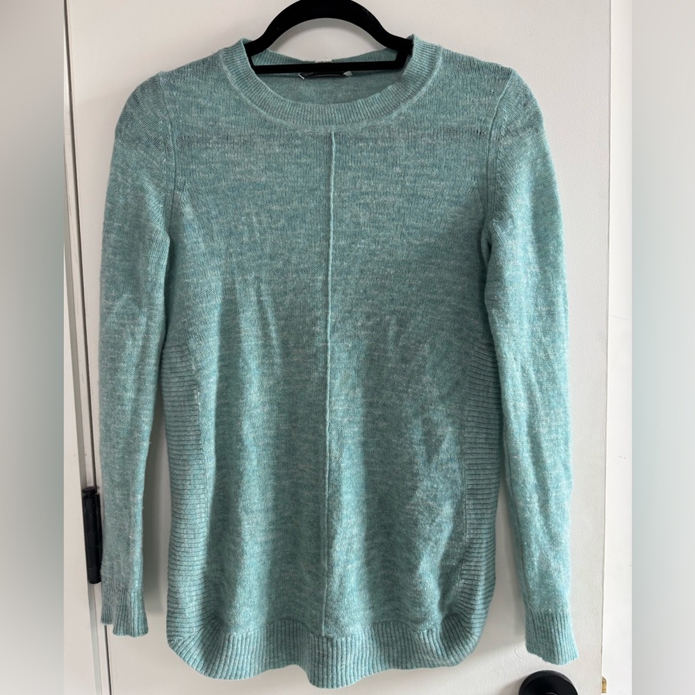Last chance! White and Warren turquoise cashmere sweater